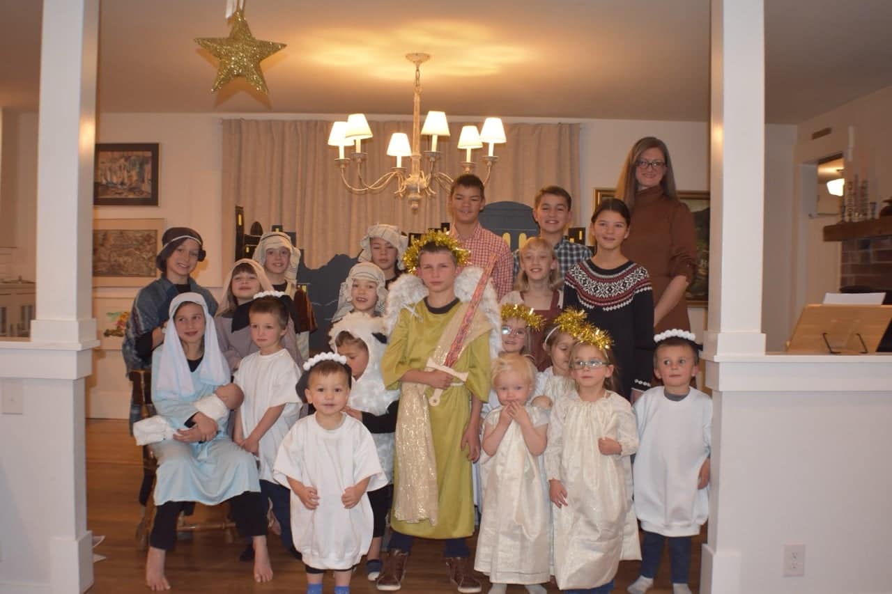 Children in costume for the Christmas pageant